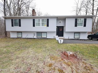 212 Annette Marie Dr, Long Pond, PA 18334