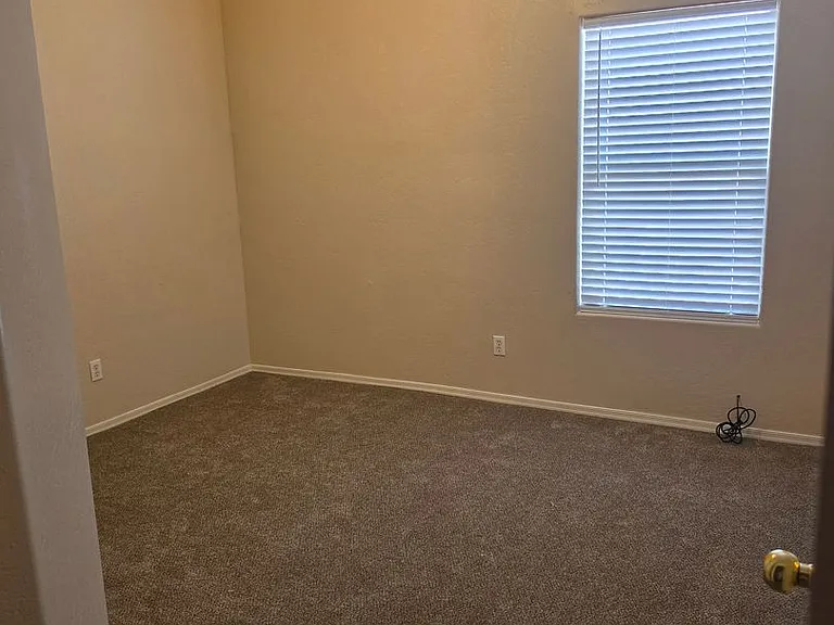 2009 E Lipizzan Dr — Photo 8