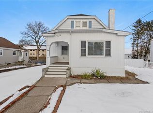 240 Sampson St, Bridgeport, CT 06606