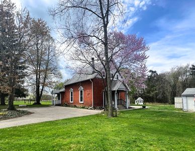4015 Bennett Lake Rd, Fenton, MI, 48430