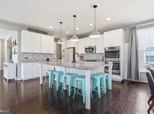 111 Rosemary Ln, Stafford, VA 22554
