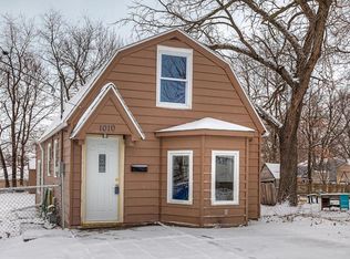 1010 N Howard St, Indianola, IA 50125