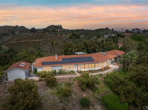 2918 Los Campos Dr, Fallbrook, CA 92028