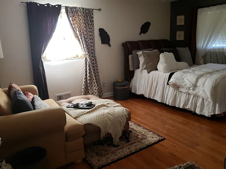 4588 Hopewell Rd — Photo 3