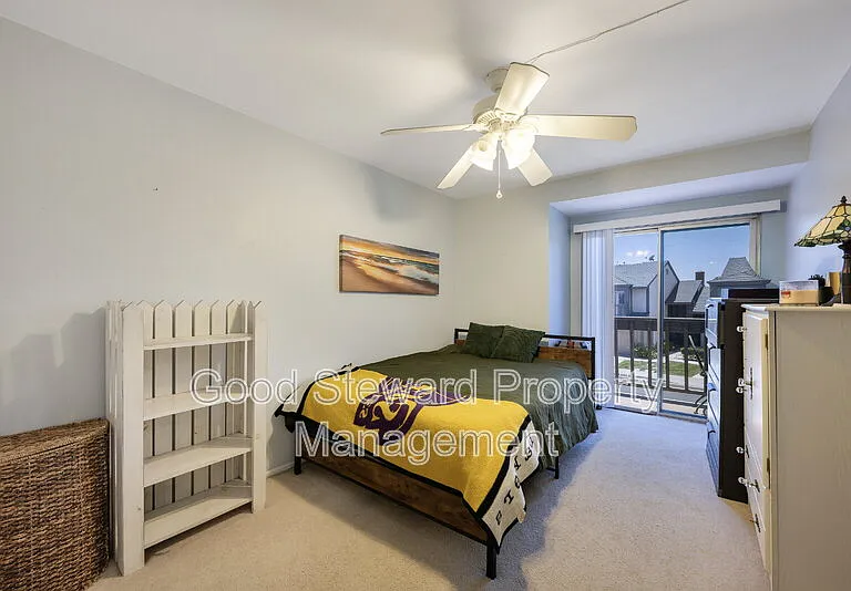 6646 Vista Loma — Photo 8