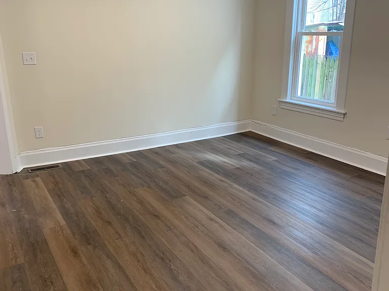 499 Morris St #1 — Photo 13