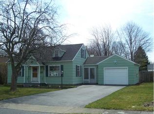 71 Ingomar Dr, Rochester, NY 14612