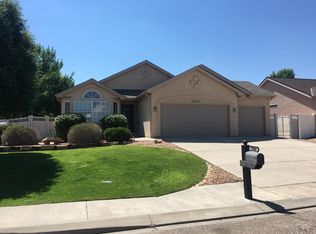 5380 Peregrine Dr, Pueblo, CO 81005