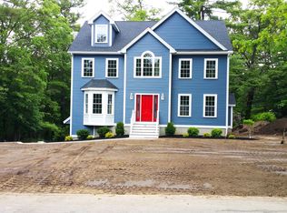 16 Francis St, North Reading, MA 01864