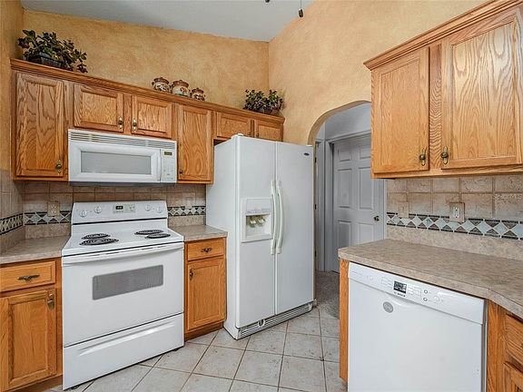 2nd image of 17362 SE 110th Ter