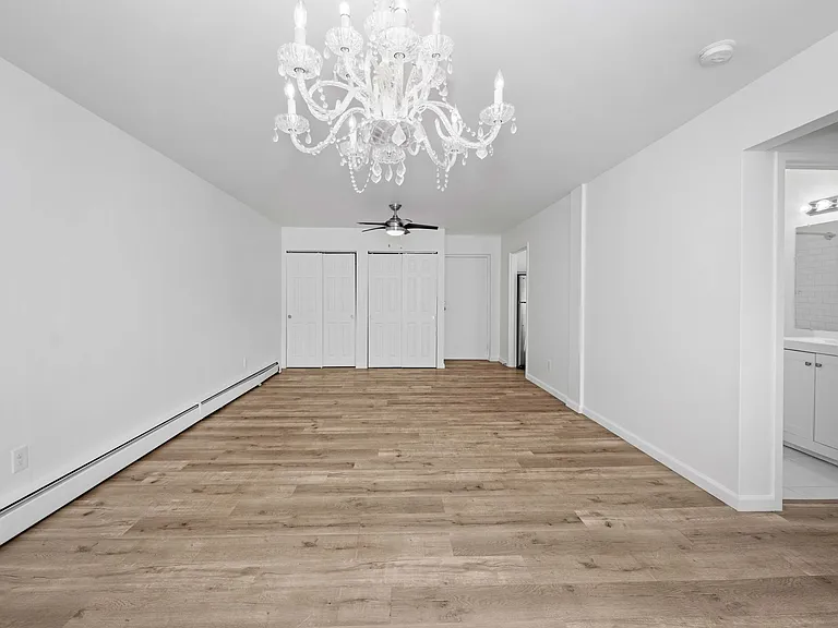2935 Marshall Ave — Photo 1