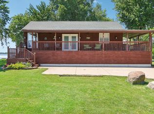 W7863 Willow Rd, Fort Atkinson, WI 53538