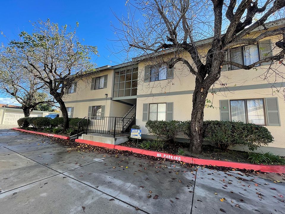 1st image of 525-529 Acacia Rd #B