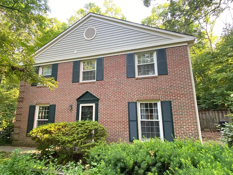 1510 Chatham Colony Ct — Photo 1