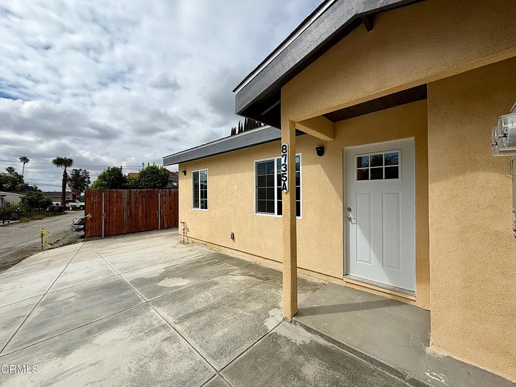 Building Photo - 8735 E Fairview Ave #A