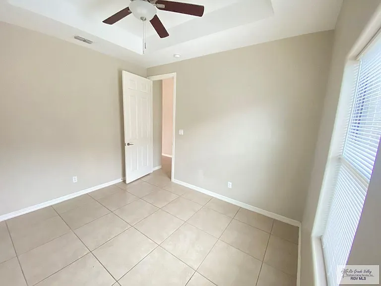 6705 Garden Woods Ave #B — Photo 8