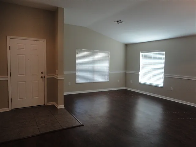 Building Photo - 4015 Warwick Hills Dr