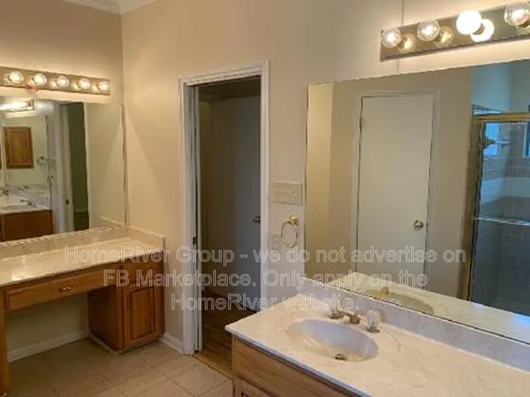 1602 Eagle Point — Photo 12