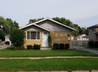 14335 Tripp Ave, Midlothian, IL 60445