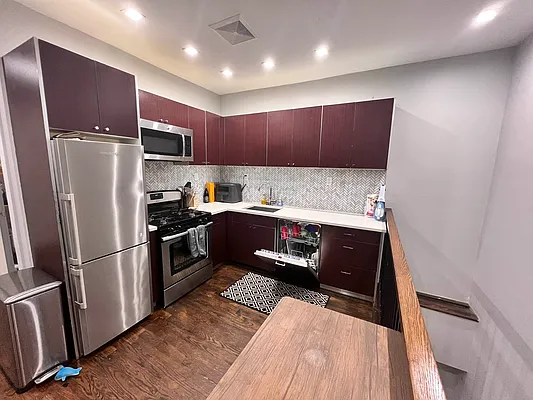 Rented by ERNY LLC | media 2