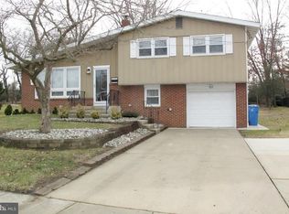 168 E Valleybrook Rd, Cherry Hill, NJ 08034