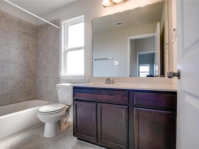 226 Trailside Ln — Photo 22