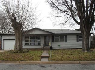 1514 N 1st St, Arkansas City, KS 67005
