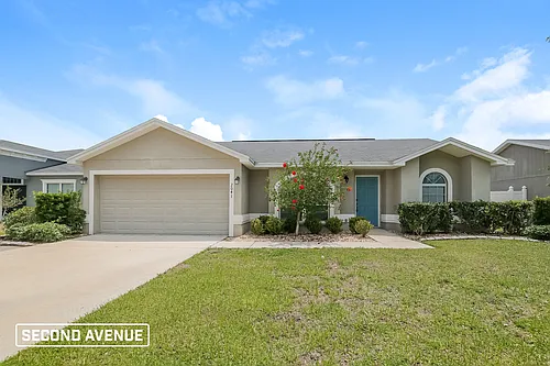 2041 Horsecreek Ln Photo 1