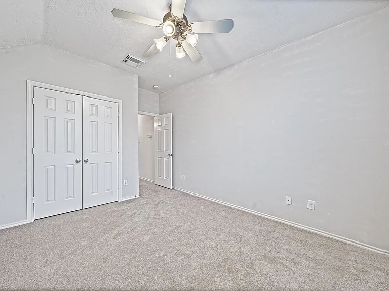 6423 Bonnie Chase Ln — Photo 30