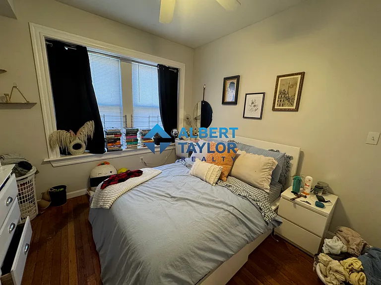 1942 Beacon St #1 — Photo 19