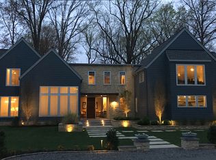 6886 Saint Albans Rd, Mc Lean, VA 22101