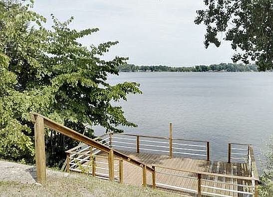 Deck on Lake (across road)