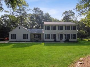 46 Beechwood Hill Trl, Exeter, RI 02822