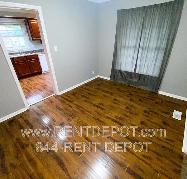112 S Lincoln Park Dr — Photo 8