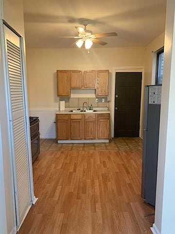 1st image of 1512 N Greenview Ave #2RFB