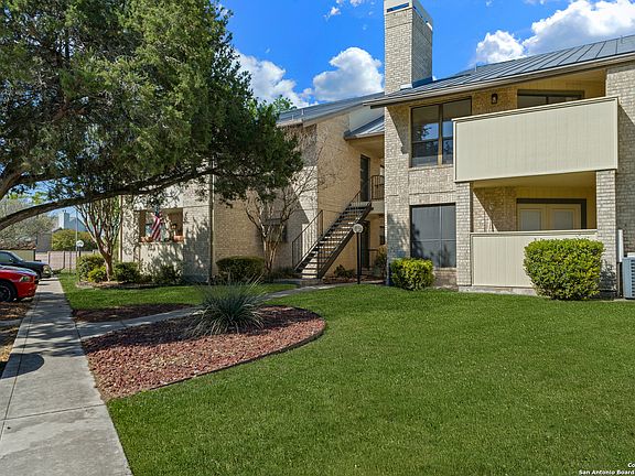 2nd image of 11843 Braesview #1204
