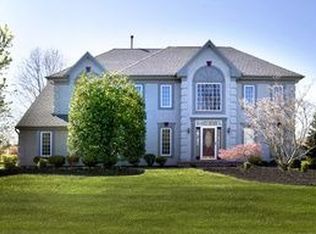 3 Kinglet Dr N, Cranbury, NJ