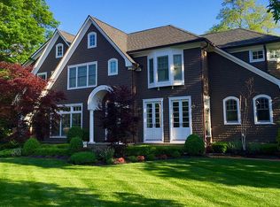 14 Blossom Rd, Rumson, NJ 07760