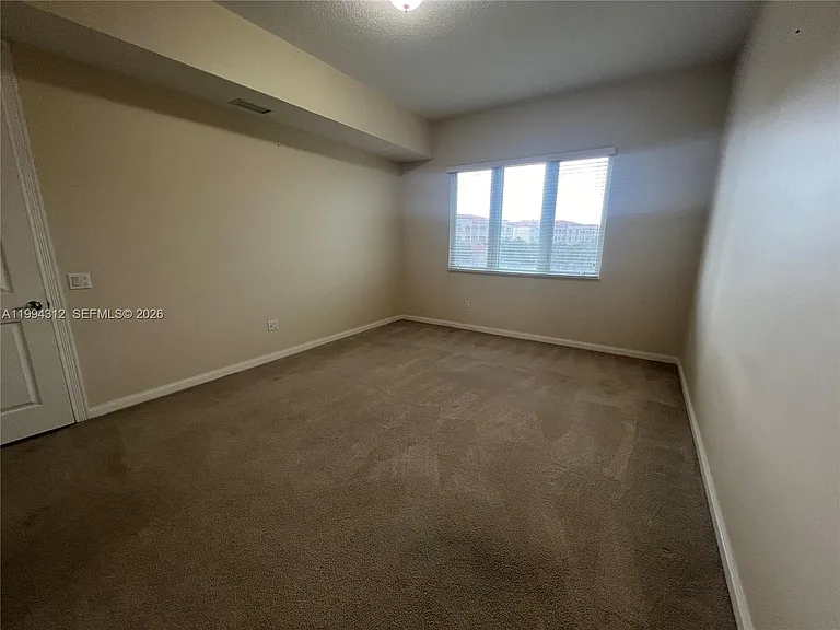 5 Harbour Isle Dr E #306 — Photo 15
