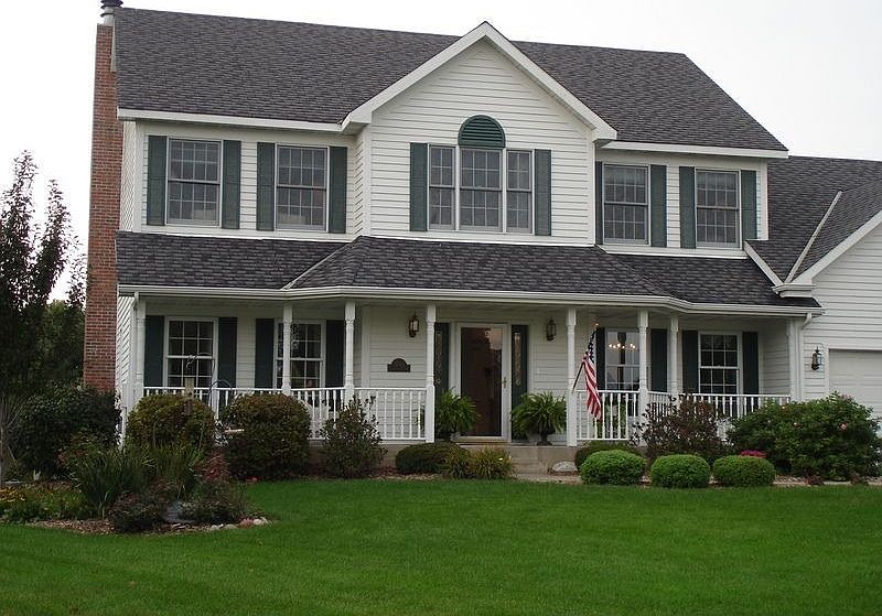 2nd image of 1005 Cardinal Cir