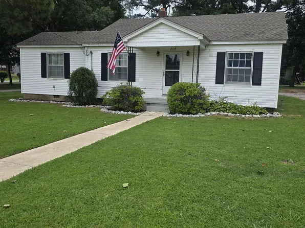 208 Cole St, Harrisburg, AR 72432