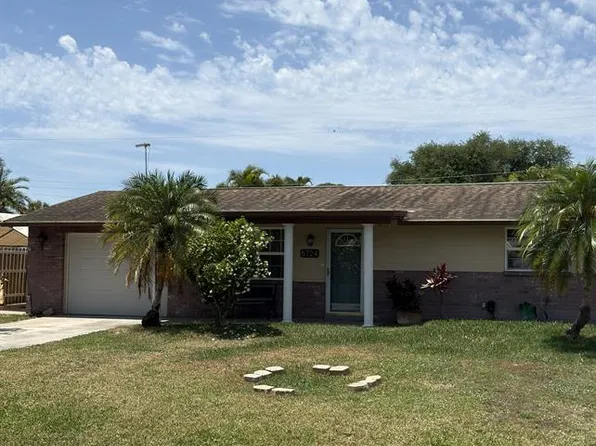 5724 Murdock Ave, Sarasota, FL 34231