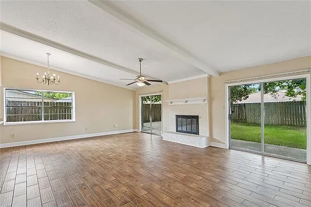 408 Cardinal Dr — Photo 4