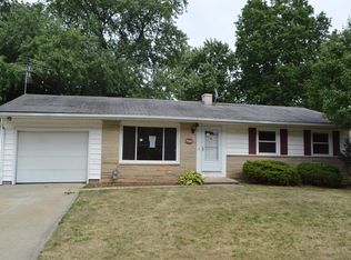 1301 Beechview Dr, Vermilion, OH 44089
