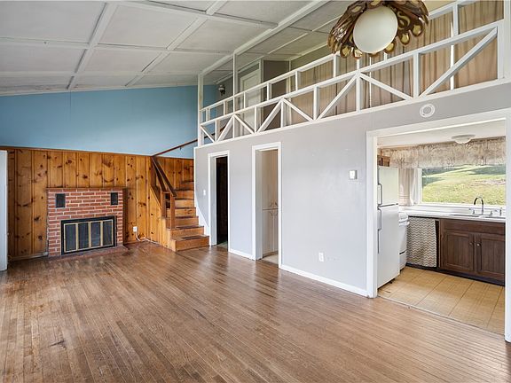 5th image of 5369 E Lake Rd