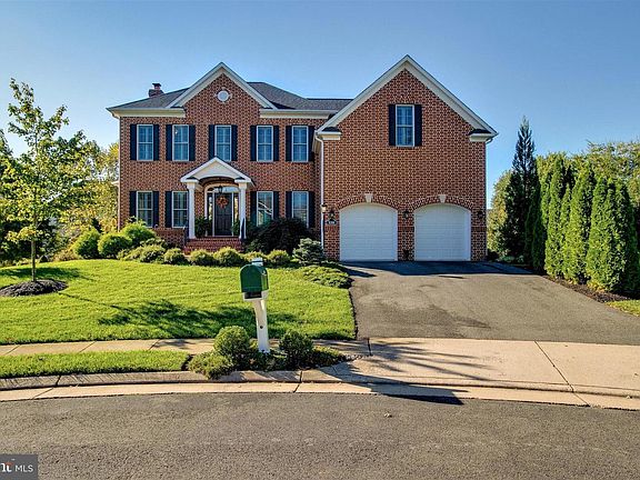 2nd image of 8386 Pedigrue Ct