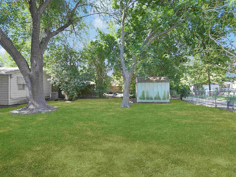 1822 S 17th St — Photo 22