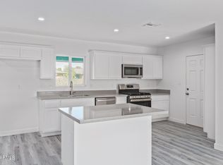 2043 W Roma Ave, Phoenix, AZ 85015