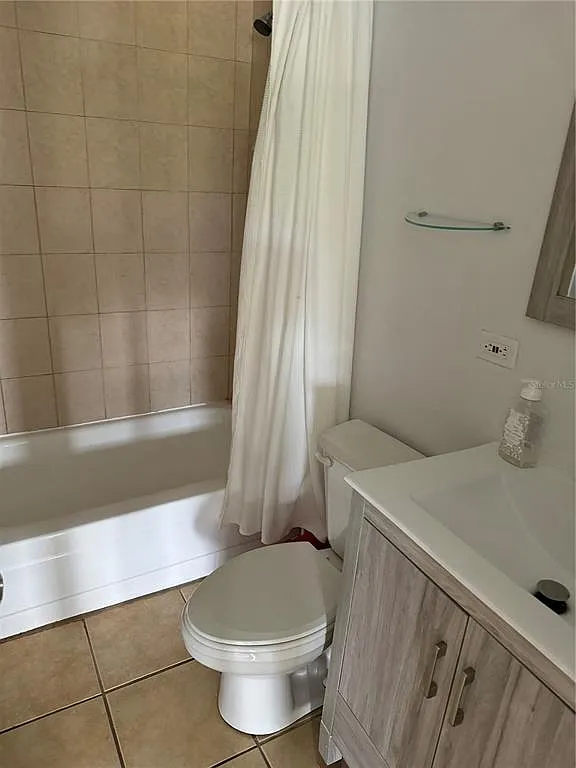 3 bed, 2.0 bath, 1168 sqft, $1,800 — Photo 2