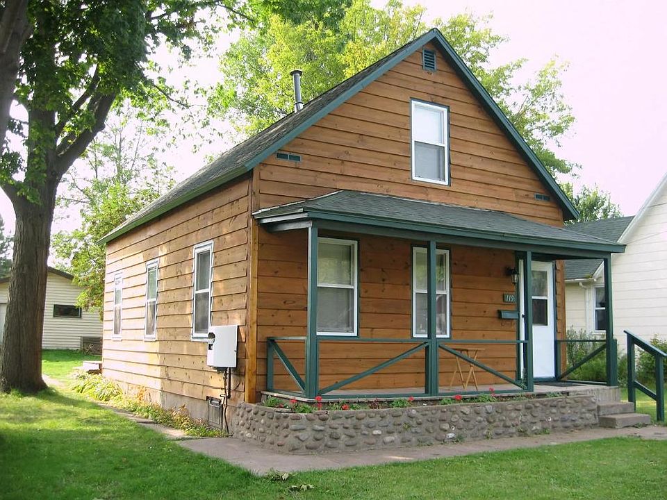 1st image of 119 11th Ave E
